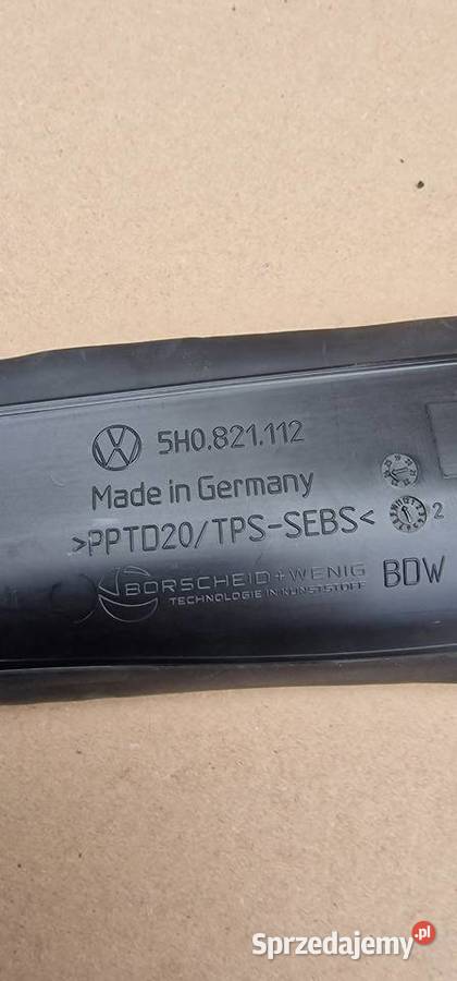 VW GOLF 8 VIII OSŁONA WYGŁUSZENIE BŁOTNIKA PRZÓD Bieleń