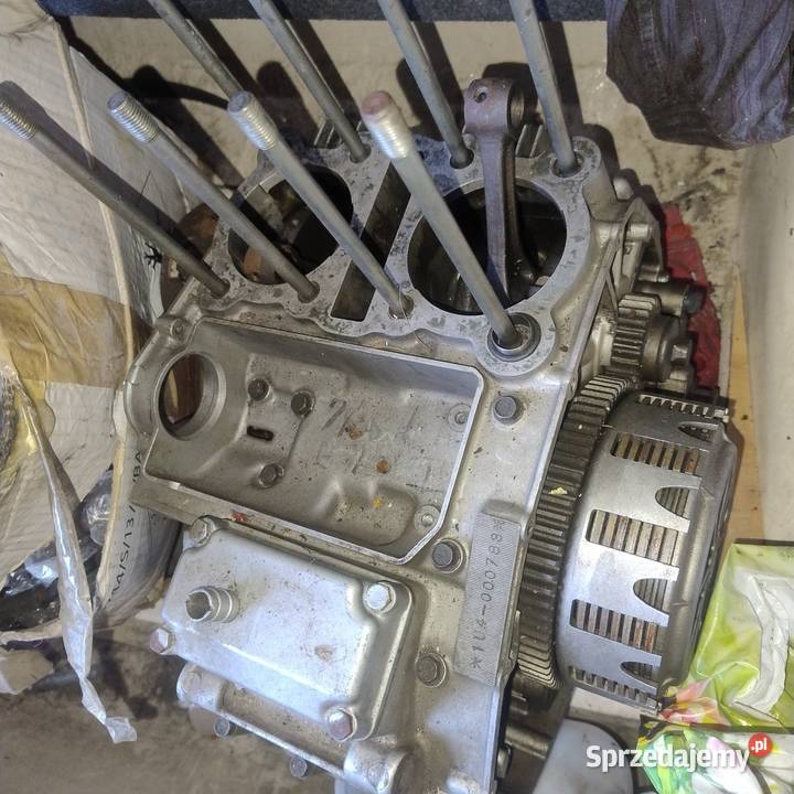 Części silnikowe silnik Yamaha xs360400 podkarpackie Krosno sprzedam