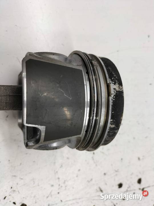 TŁOK KORBOWÓD 81L150 20 TDI VW Volkswagen Passat