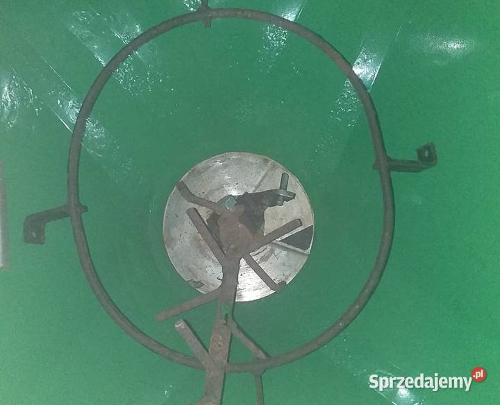 amazone ES 300Kubota iseki iamar rozsiewacz Amazone łódzkie Ozorków