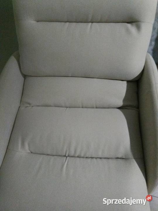 Fotel z podnóżkiem Gniezno