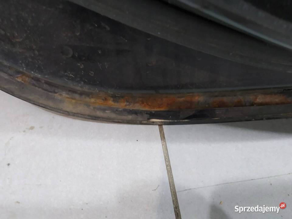 DRZWI LEWE TYŁ KOMBI Z20R Opel Astra IV 2009 Drzwi