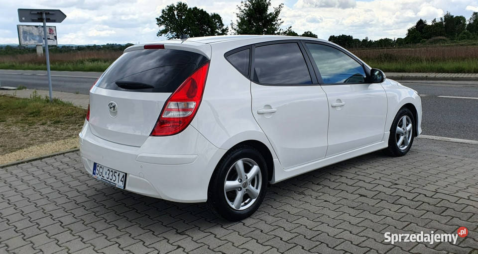 Hyundai i30 Doskonały stanKlimatyzacja ABS śląskie Przyszowice sprzedam