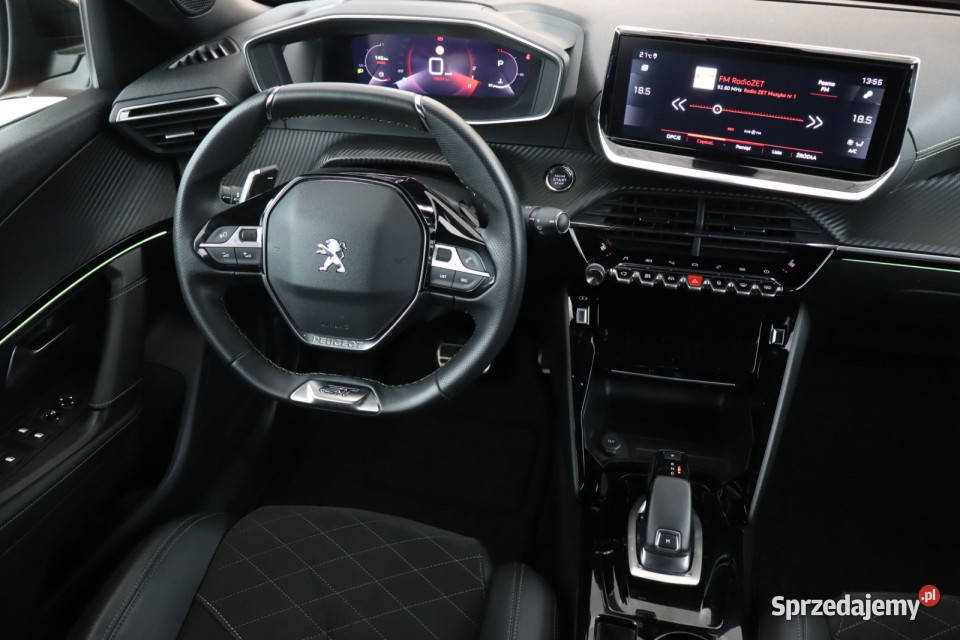Peugeot 2008 12 PureTech skórzana tapicerka
