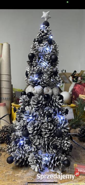 Choinki ręcznie robione Kompozycje kwiatowe