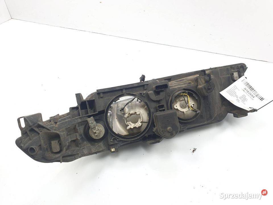 LAMPA PRAWA PRZÓD RENAULT LAGUNA II 8200163324
