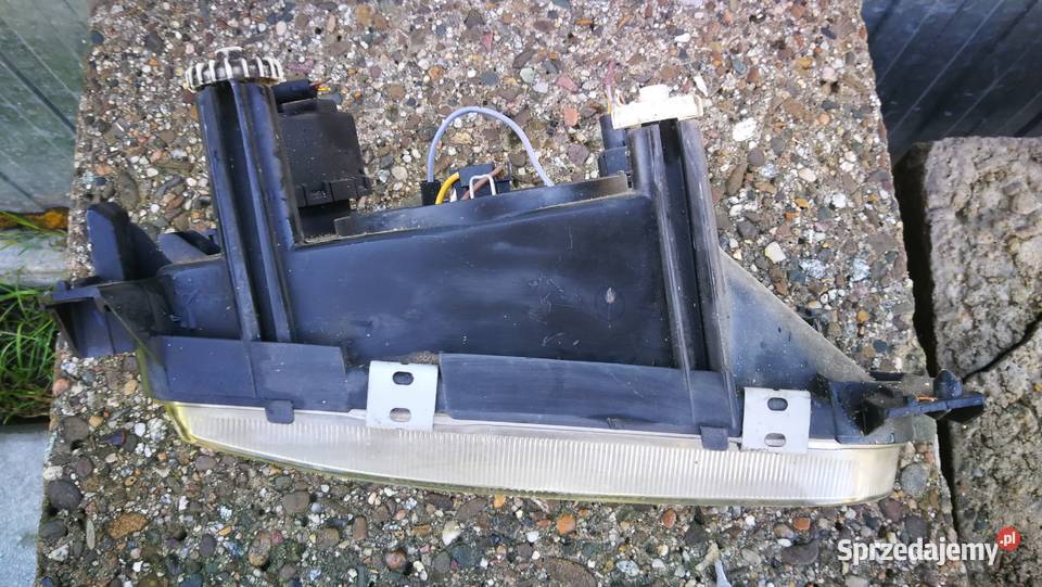 Lampa przednia Pawa Vw Passat B3 8891 Reflektor