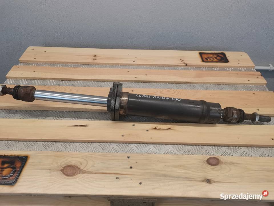 Cylinder hydrauliczny skrętu Claas Arion Carraro wielkopolskie Wilkowo