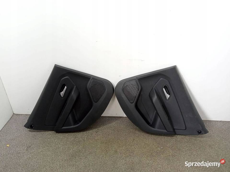 TAPICERKA BOCZEK PRAWY LEWY TYŁ KPL Dacia Duster