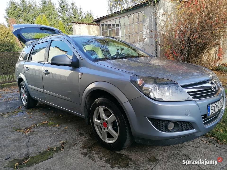 Opel Astra 16 benzina 2010 r przyciemniane szyby Motoryzacja Poznań