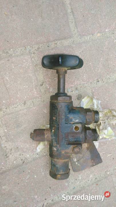 Zawór sterujący hydrauliką Pniówek
