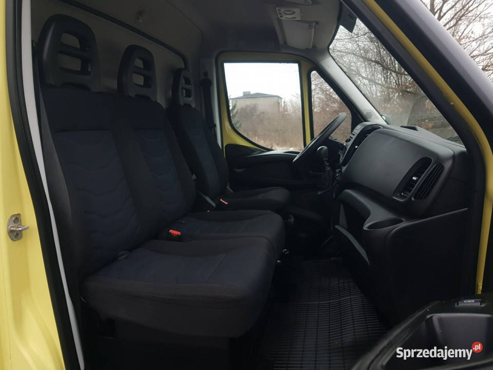 Iveco Daily 8EP KONTENER 415x222x221 KLIMA centralny zamek Poręba sprzedam