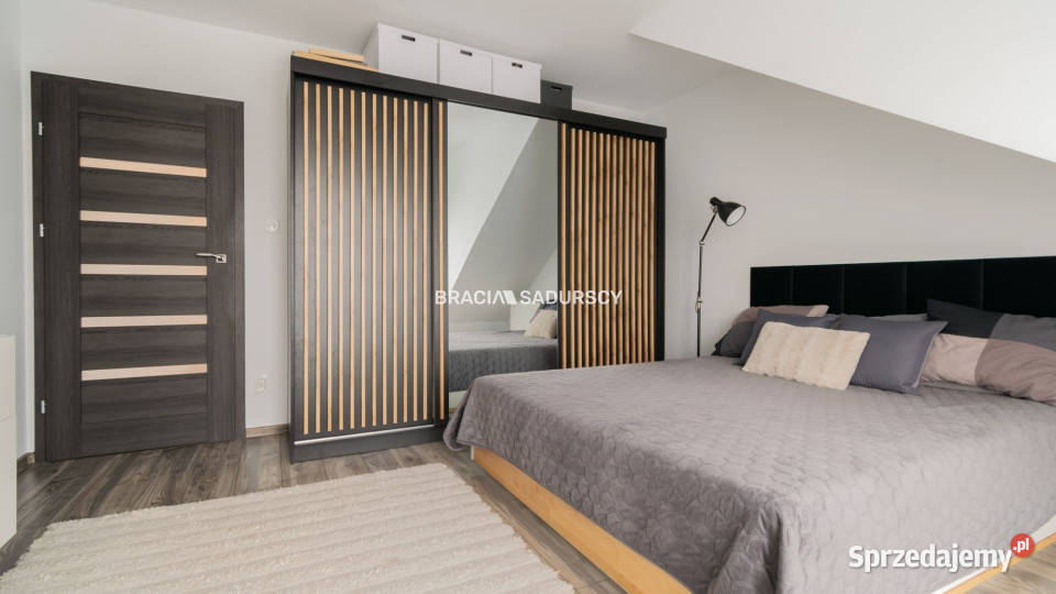 Mieszkanie Kraków Macieja Dębskiego 5472m2 3 sprzedam