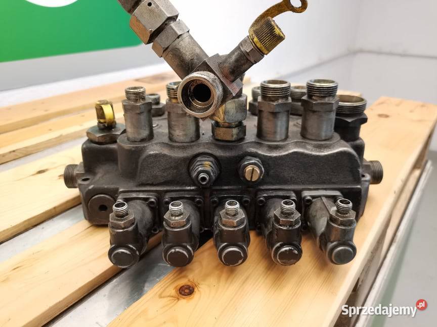 Rozdzielacz hydrauliczny Manitou MLA 628 Części wielkopolskie Wilkowo