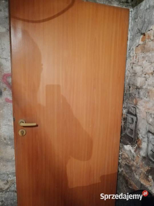 Drzwi drewniane płyta z klamką 94.5cm Świdnica
