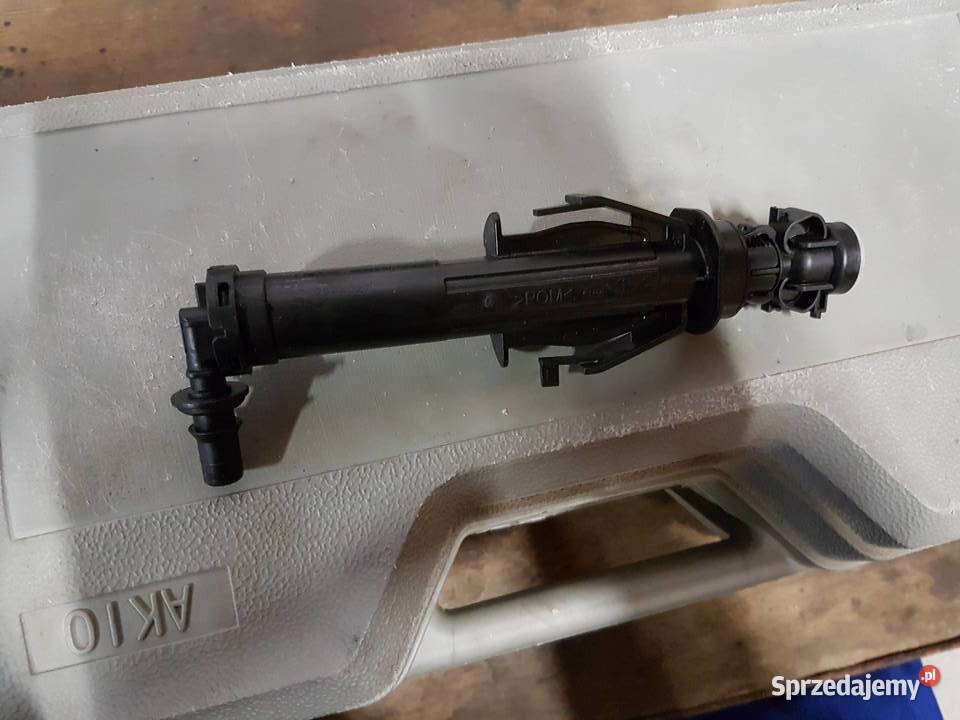LEWY SPRYSKIWACZ LAMPY PRZÓD 57A955965 KAROQ sprzedam