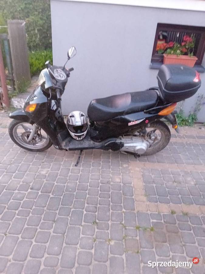 Sprzedam skuter 4T sprzedam