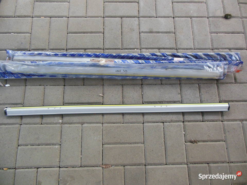 Fiat Uno 3 D TURBO 89 Listwa drzwiowa prawa Kozy