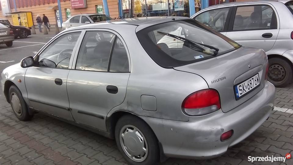 Hyundai Accent 13 benzyna przebieg 153000 Accent śląskie