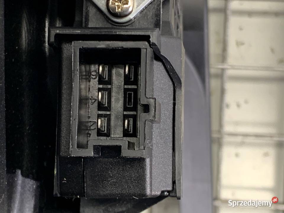 PODNOŚNIK SZYBY LEWY TYŁ MERCEDES GLC SUV