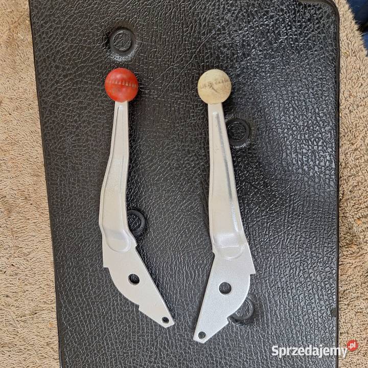 VW Garbus cięgna regulacyjne ogrzewania mocowane Części montażowe Gołków sprzedam