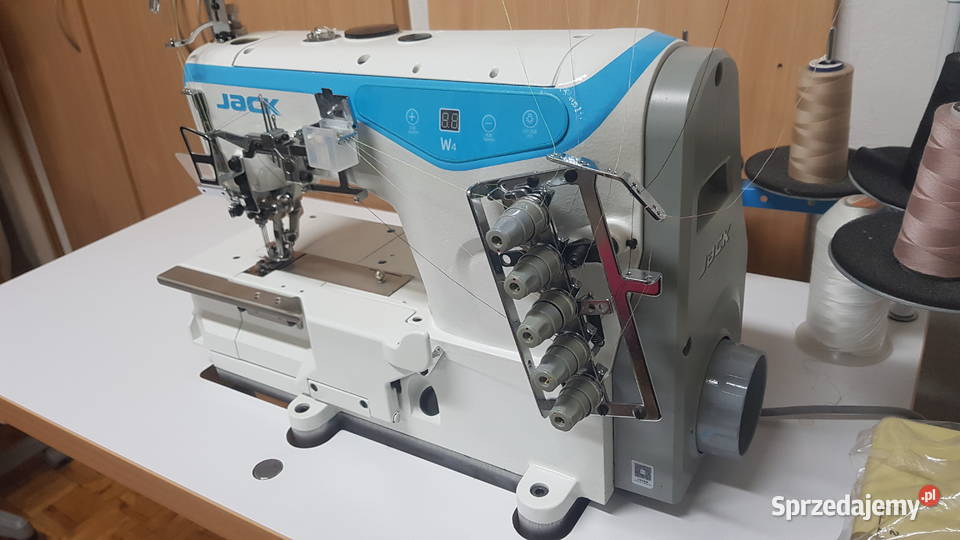 Renderka przemysłowa Jack W4 z silnikiem Radom