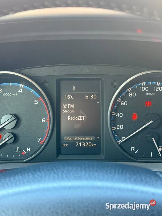 Toyota RAV4 niski przebieg Kusięta