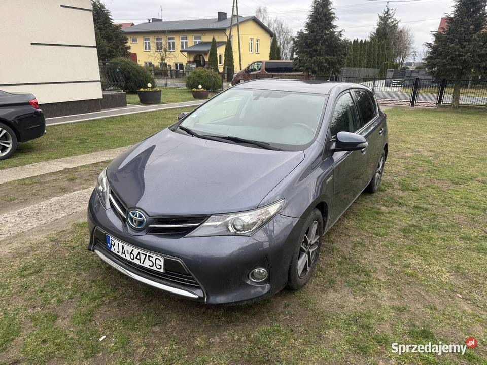 Toyota Auris 18 hybryda 2015r Miękisz Nowy