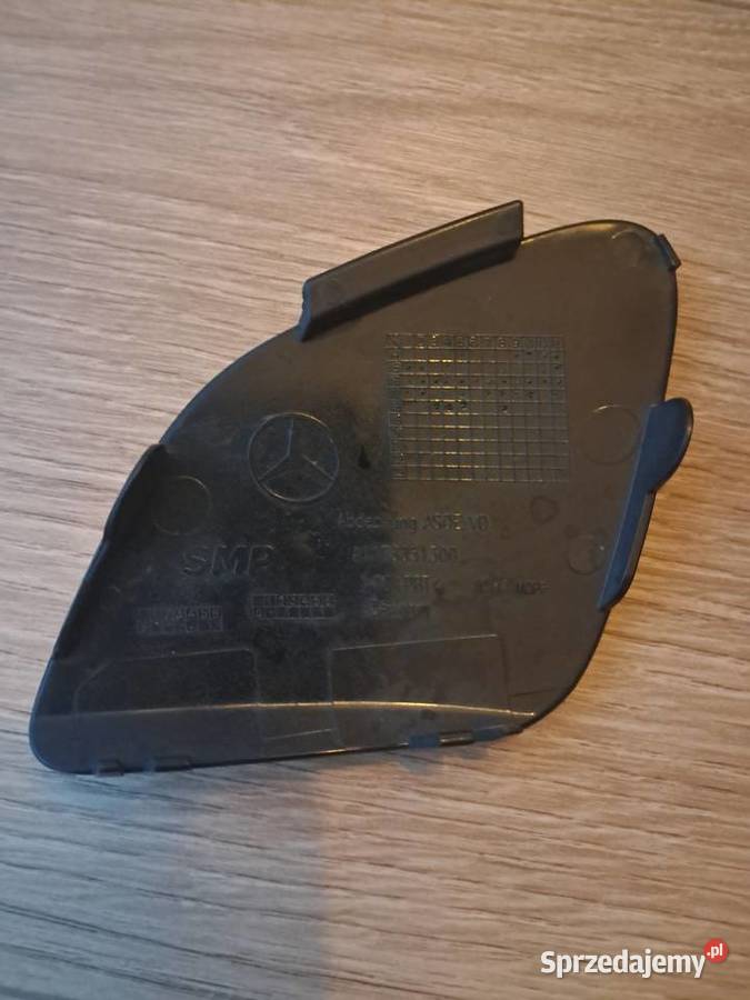Zaślepka przedniego zderzaka Mercedes CLA c117 osobowe Kalisz