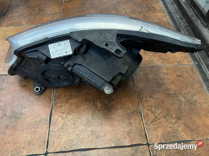 Mercedes Vito W447 Vklasa lampy przednie prawa