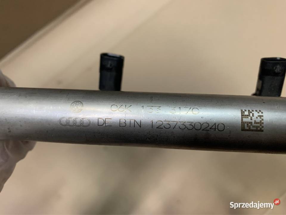 Listwa wtryskowa wtryski 06K133317C audi a5 8t