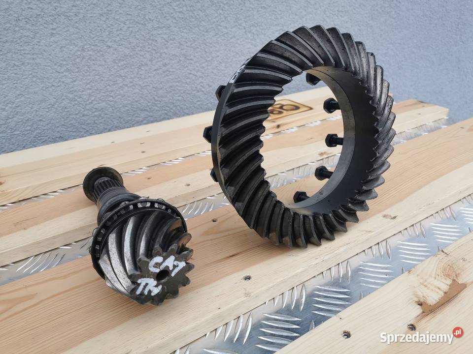 Wałek ataku Koło talerzowe 11X36 CAT TH 330 sprzedam