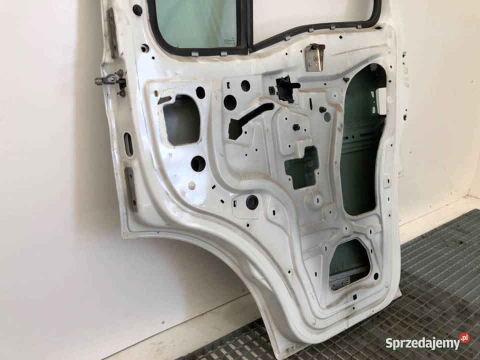 DRZWI PRAWY PRZÓD RENAULT MASTER II Bus