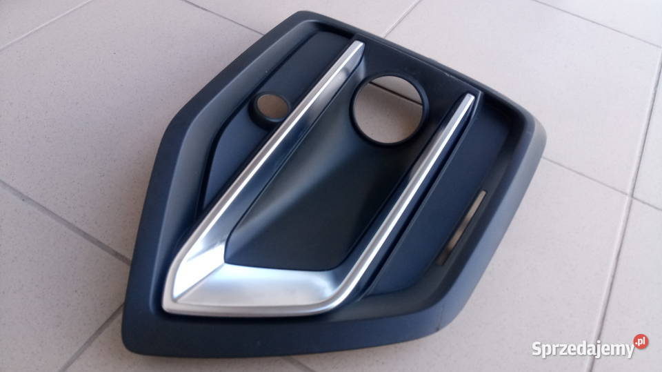 Kratka w zderzak Audi Q5 2021 Prawa