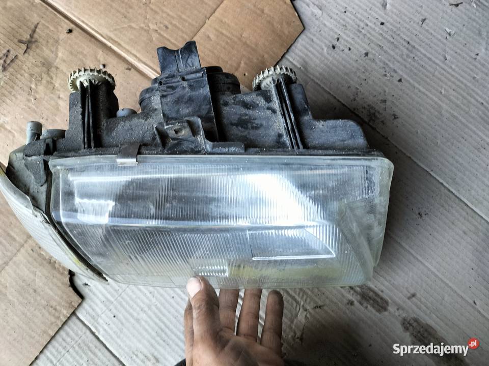 LAMPA PRZÓD PRZEDNIA PRAWA KIERUNKOWSKAZ SEAT Prawe Kamień-Kolonia