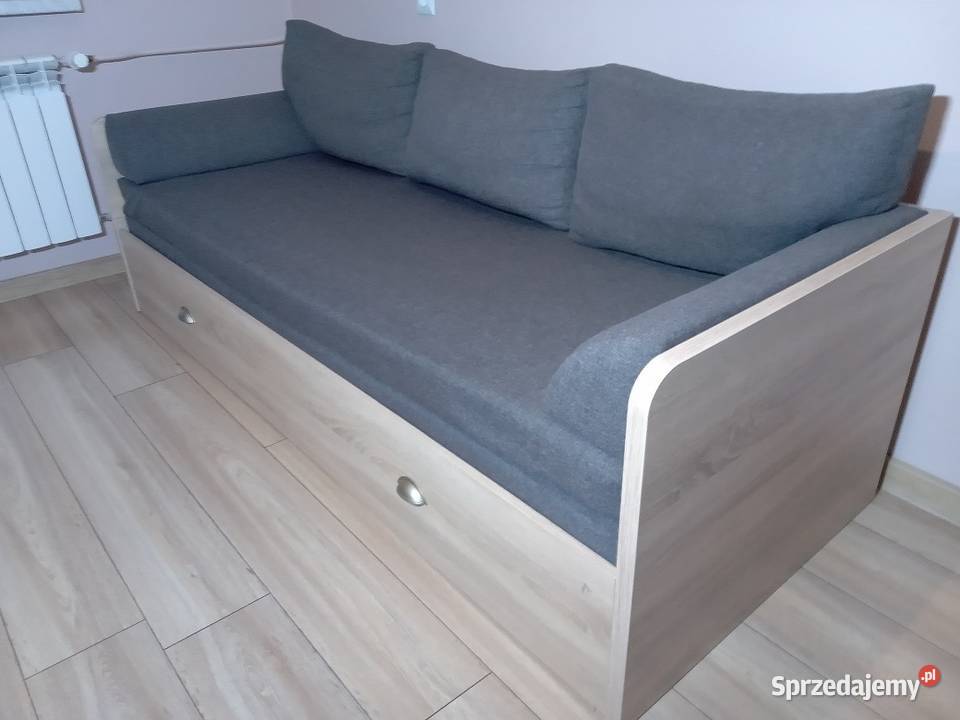 Sofa z funkcą spania - JAK NOWA