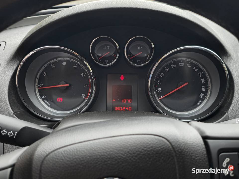Opel Insignia A 18 benzyna Sports Tourer 2010 Lublin