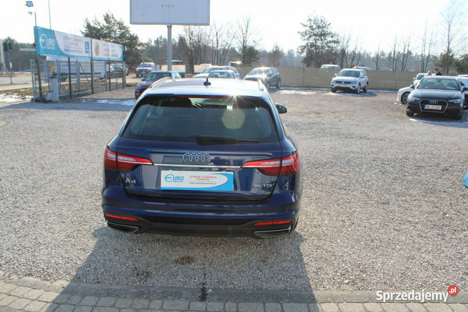 Audi A4 STronic Gwarancja Kamera Fvat Salon 170KM Warszawa