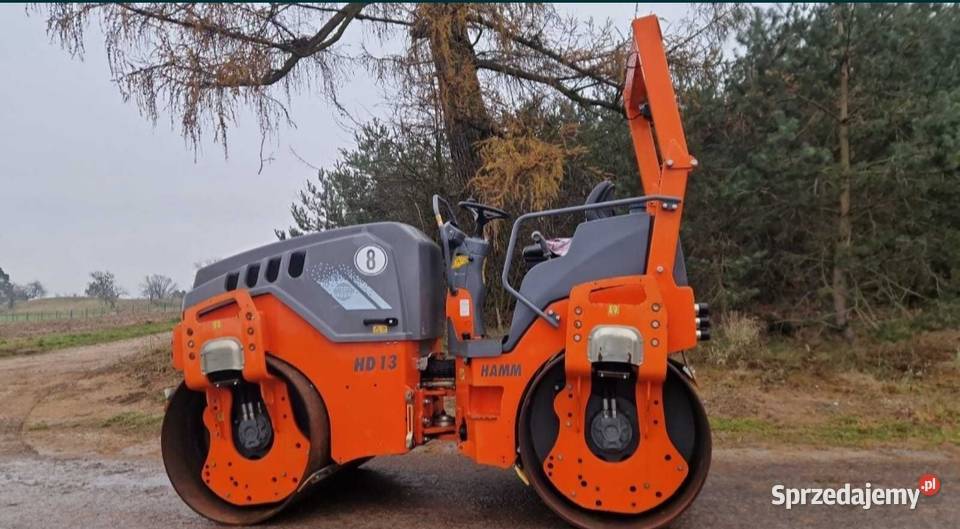 WALEC DROGOWY HAMM HD 13 VV 2012 Milicz