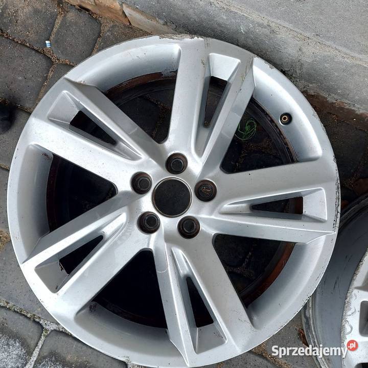 Sprzedam dwie felgi do seata arony Opoczno