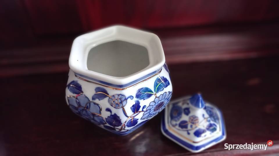 Cukiernica Łomonosowkobalt i złoto Warszawa