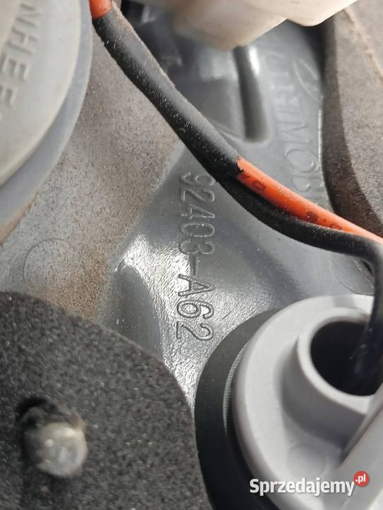 LAMPA TYŁ W KLAPĘ LEWA KOMBI Hyundai i30 II osobowe świętokrzyskie