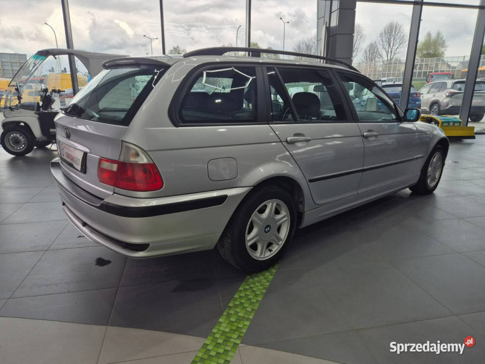 BMW 318 BMW Seria 318i Touring SERWISOWANY STAN Rok produkcji 2002 Łaziska Górne