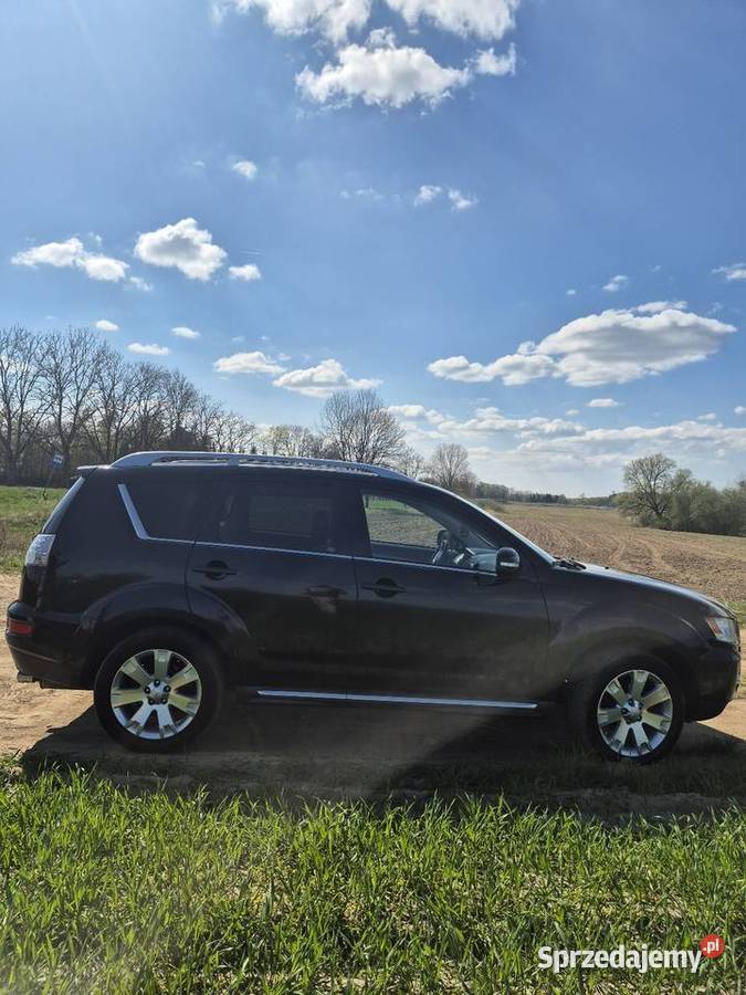 Mitsubishi Outlander 22 DiD 156 super stan MP3 Motoryzacja