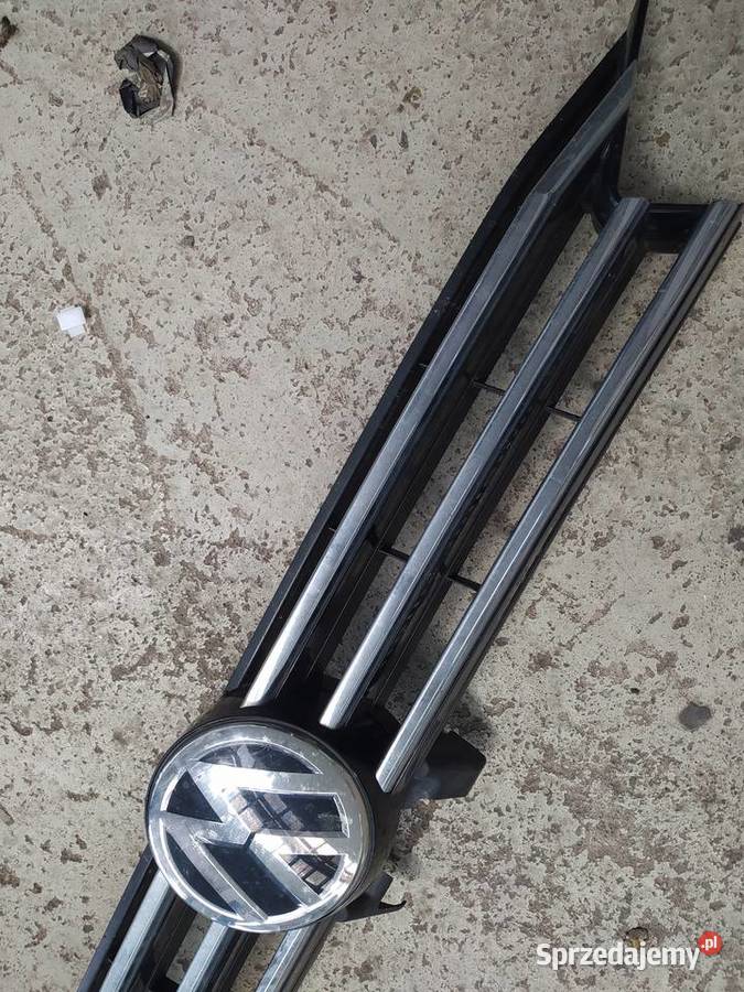 Grill atrapa VW Touran 2015 oryginal Rzeszów