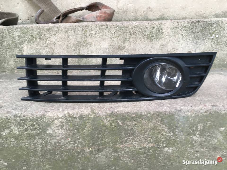 Audi A4 B6 Kratka zderzaka lewa Karoseria Przytyk