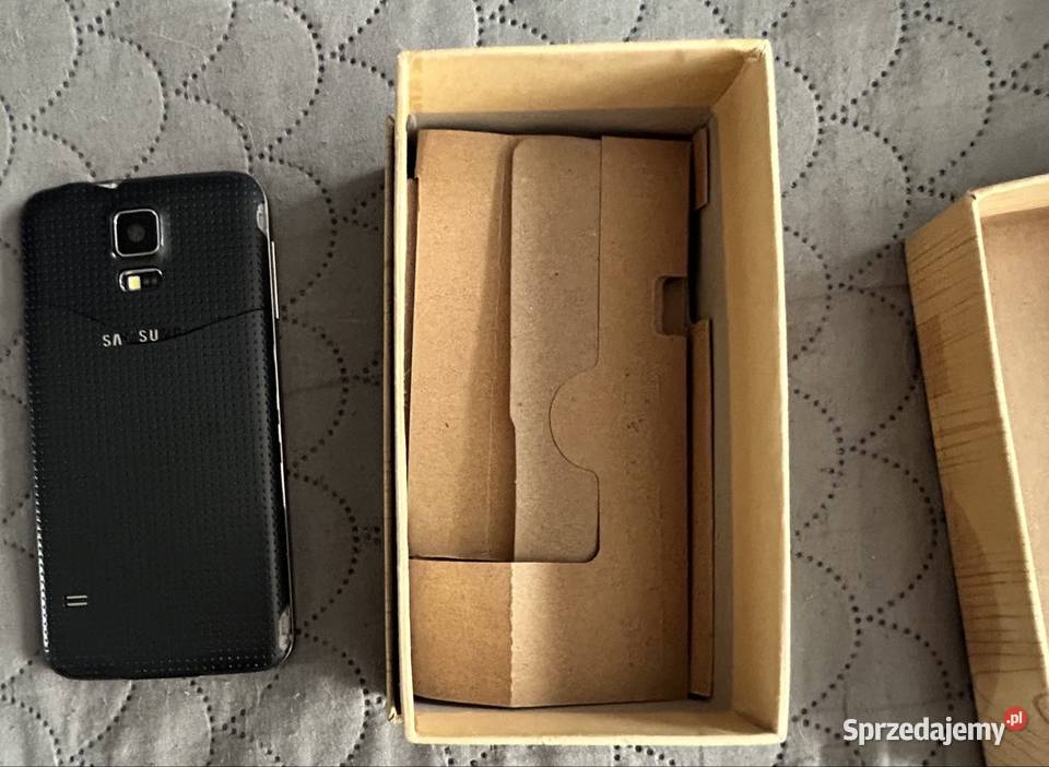 29 telefonów komórkowych Warszawa