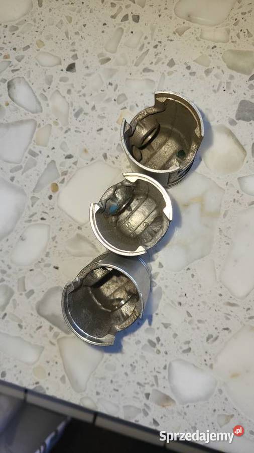 Tłok nominalny motorynka komar ZMD Chichy sprzedam