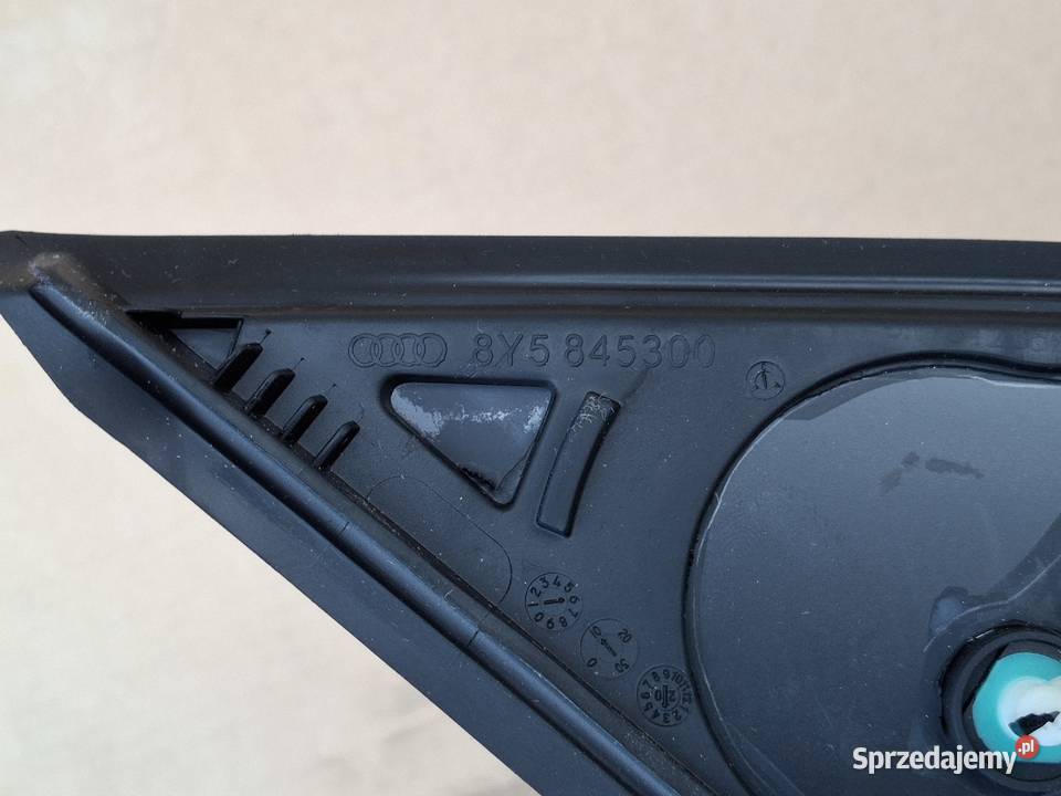 AUDI A3 8Y SEDAN SZYBA KAROSERYJNA PRAWY TYŁ Kargowa