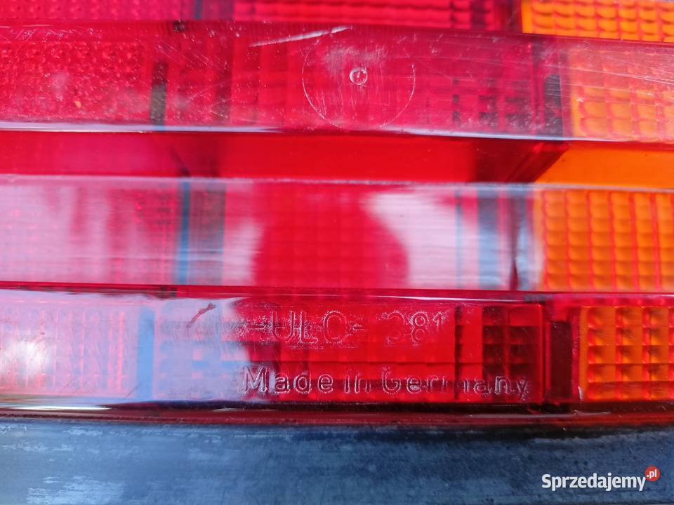 Mercedes 190 W201 tylna lampa lewa prawa klosz osobowe świętokrzyskie